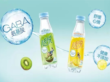 �}���S��